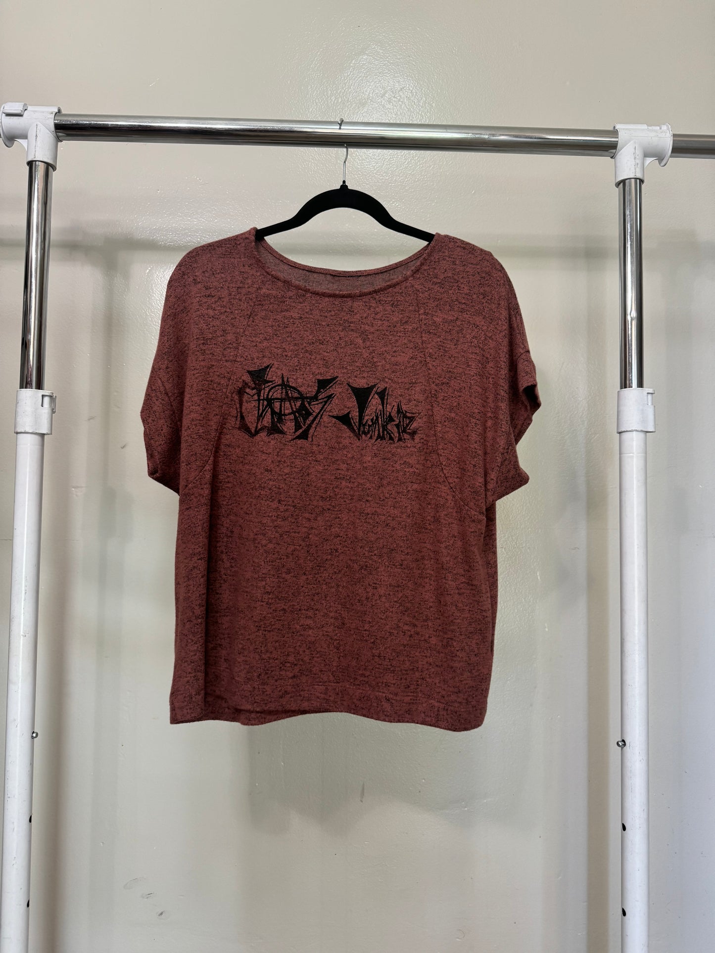 CHAOS JUNKIE flowing Tee.