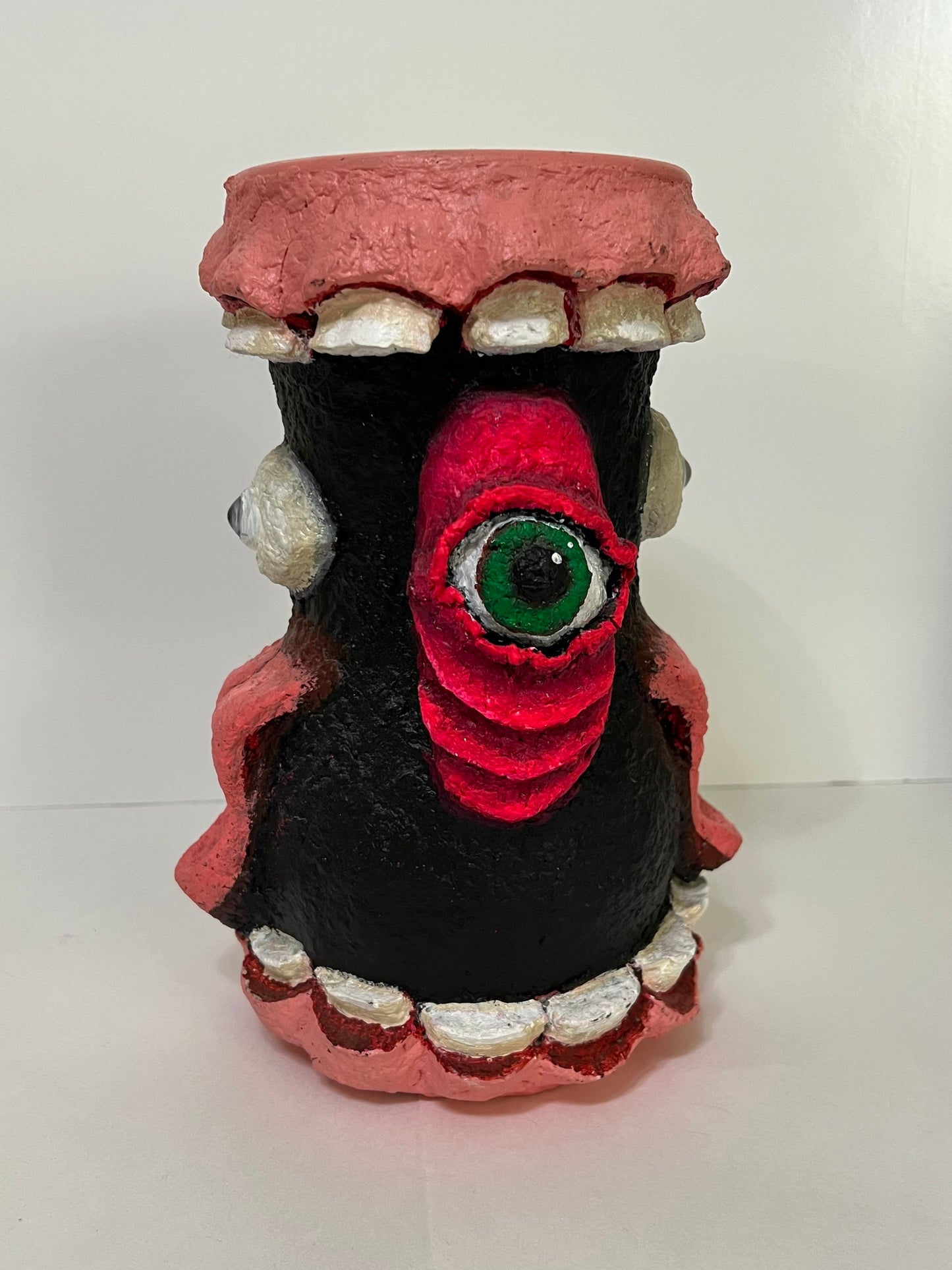 Teeth Vase